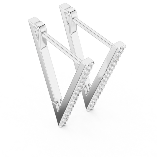 Classic frame diamond earring