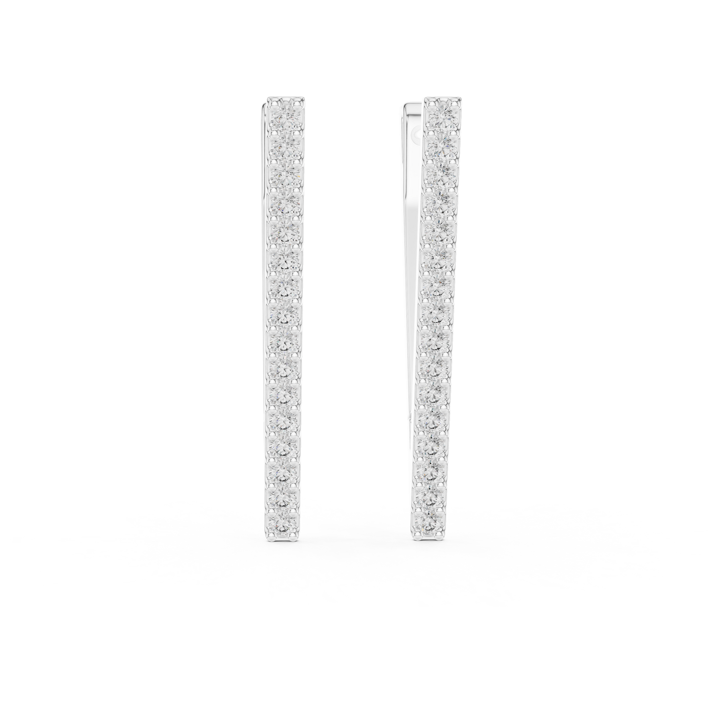 Classic frame diamond earring